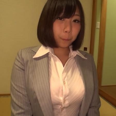 【個撮・巨乳】下着を売りたいだけなのに押されて前戯からSEXに…。8/12